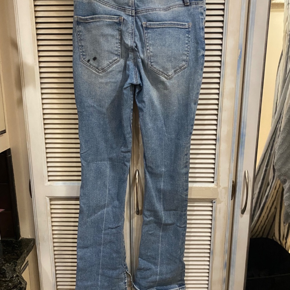 Express Jeans - Picture 2 of 3